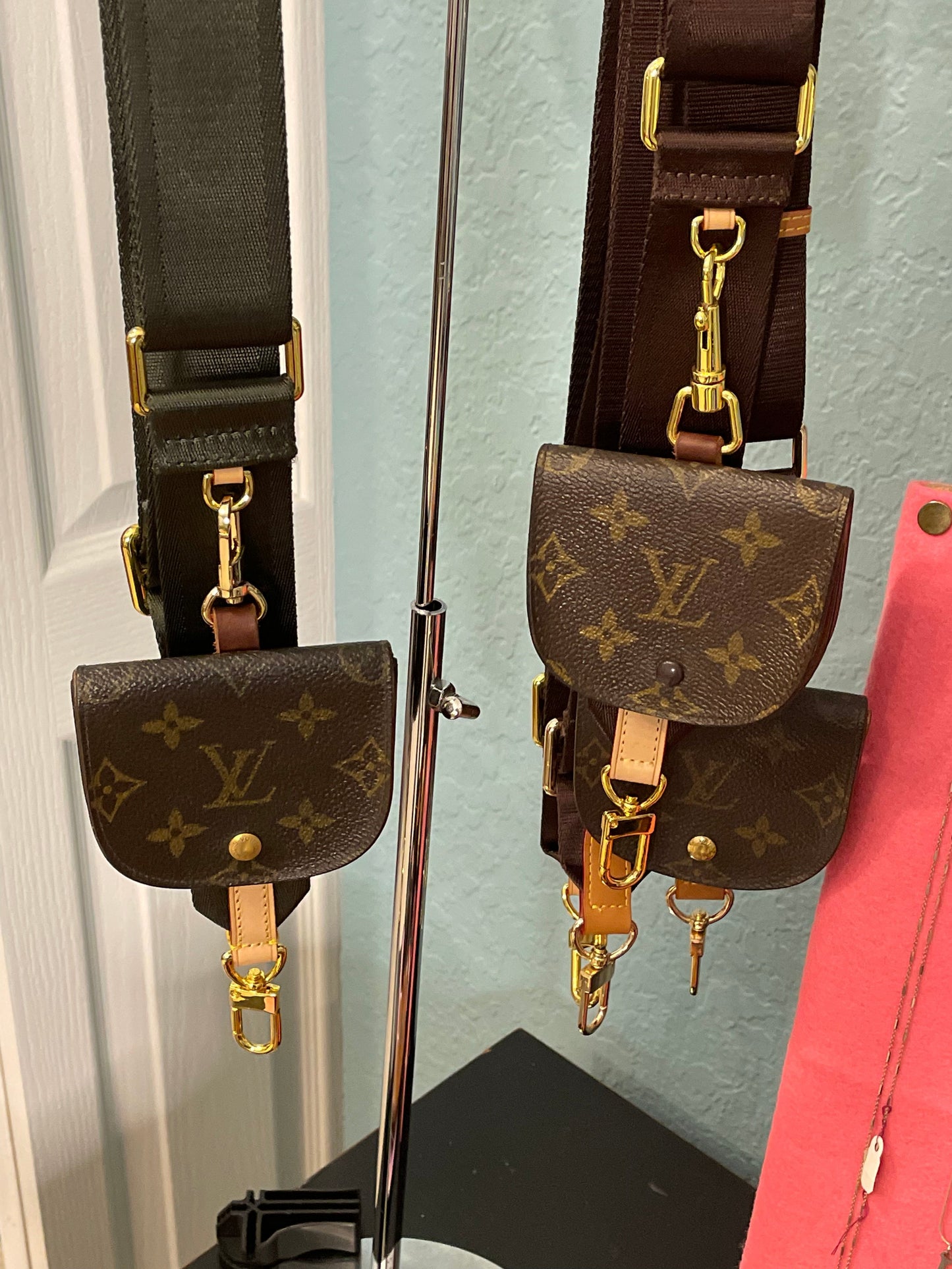 Louis Vuitton Vintage Coin Pouch - Convertible Micro Multi-Pochette Bag Charm waist bag